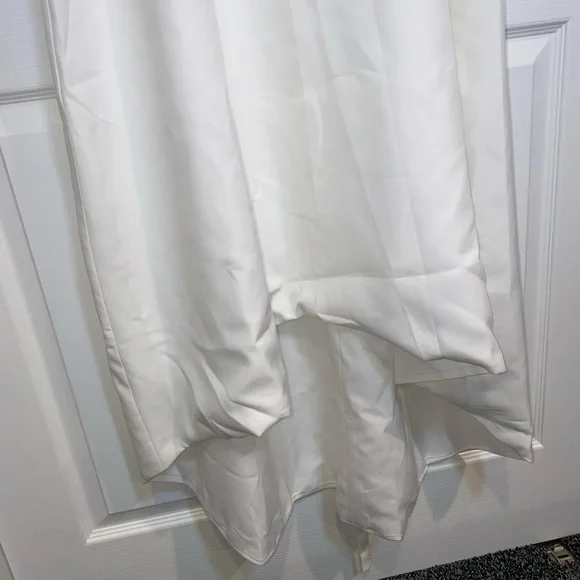 NEW WITH TAGS GORGEOUS WEDDING BRIDAL GOWN SIZE L - Picture 7 of 9